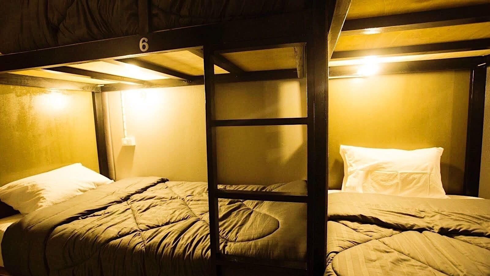 Stamp Hostel (Adults Only) Ban Yang  Екстер'єр фото